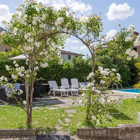 Maria Casa de Férias *